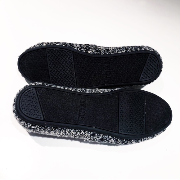 TOMS Sweater-Knit Alpargatas - Like New! - Picture 2 of 3